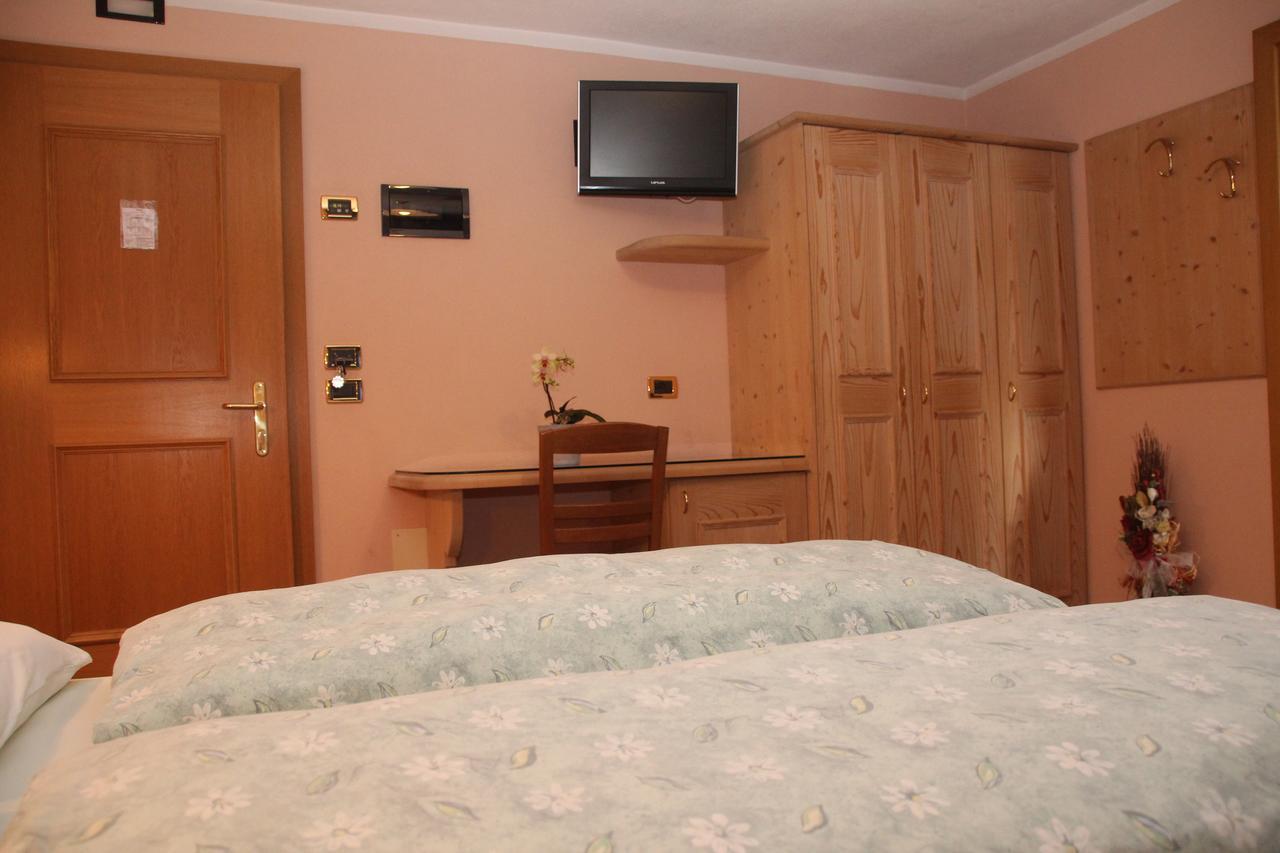 Albergo Caravasc Livigno Kültér fotó