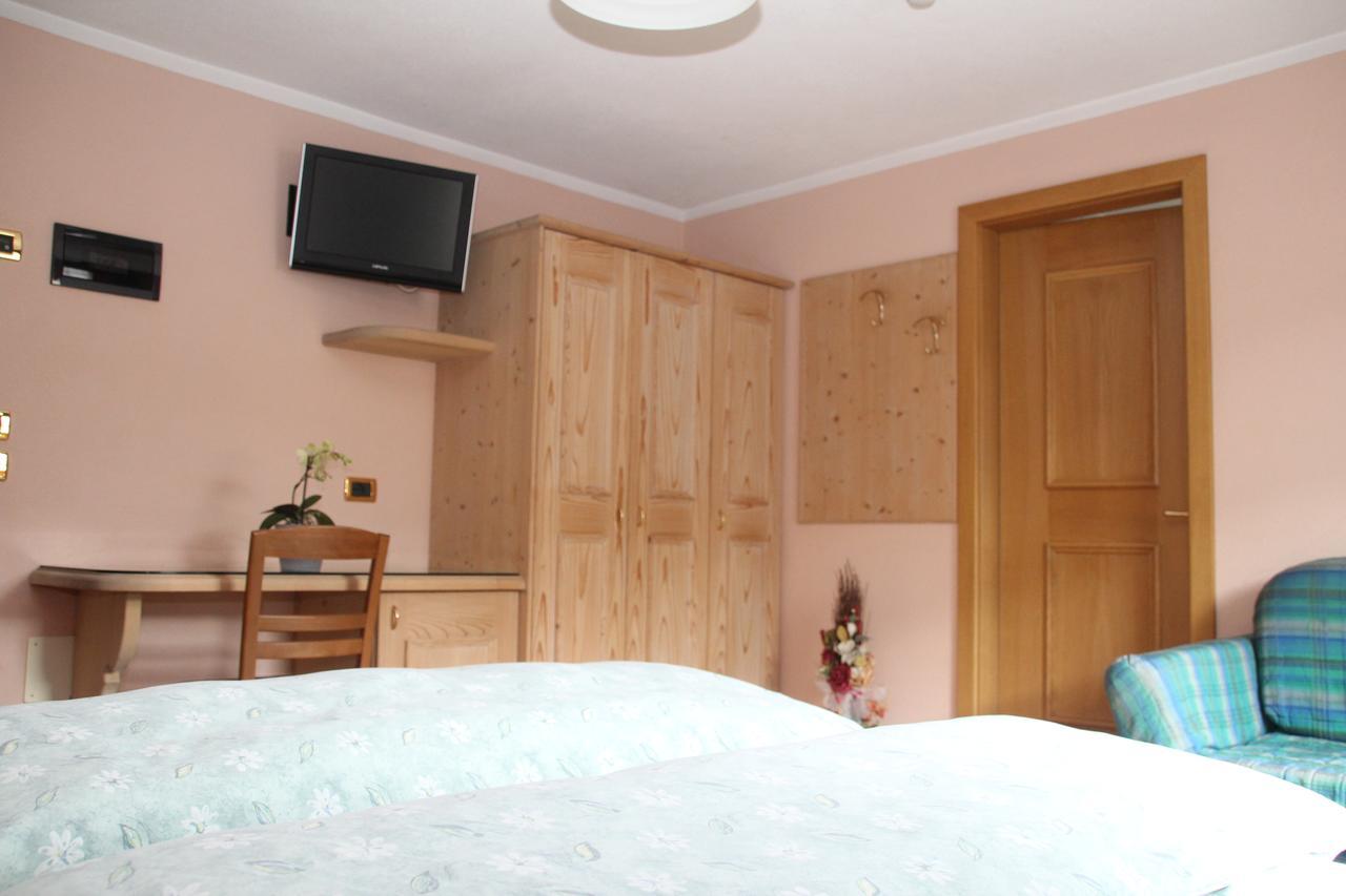 Albergo Caravasc Livigno Kültér fotó