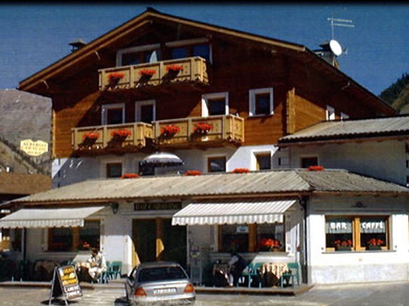 Albergo Caravasc Livigno Kültér fotó